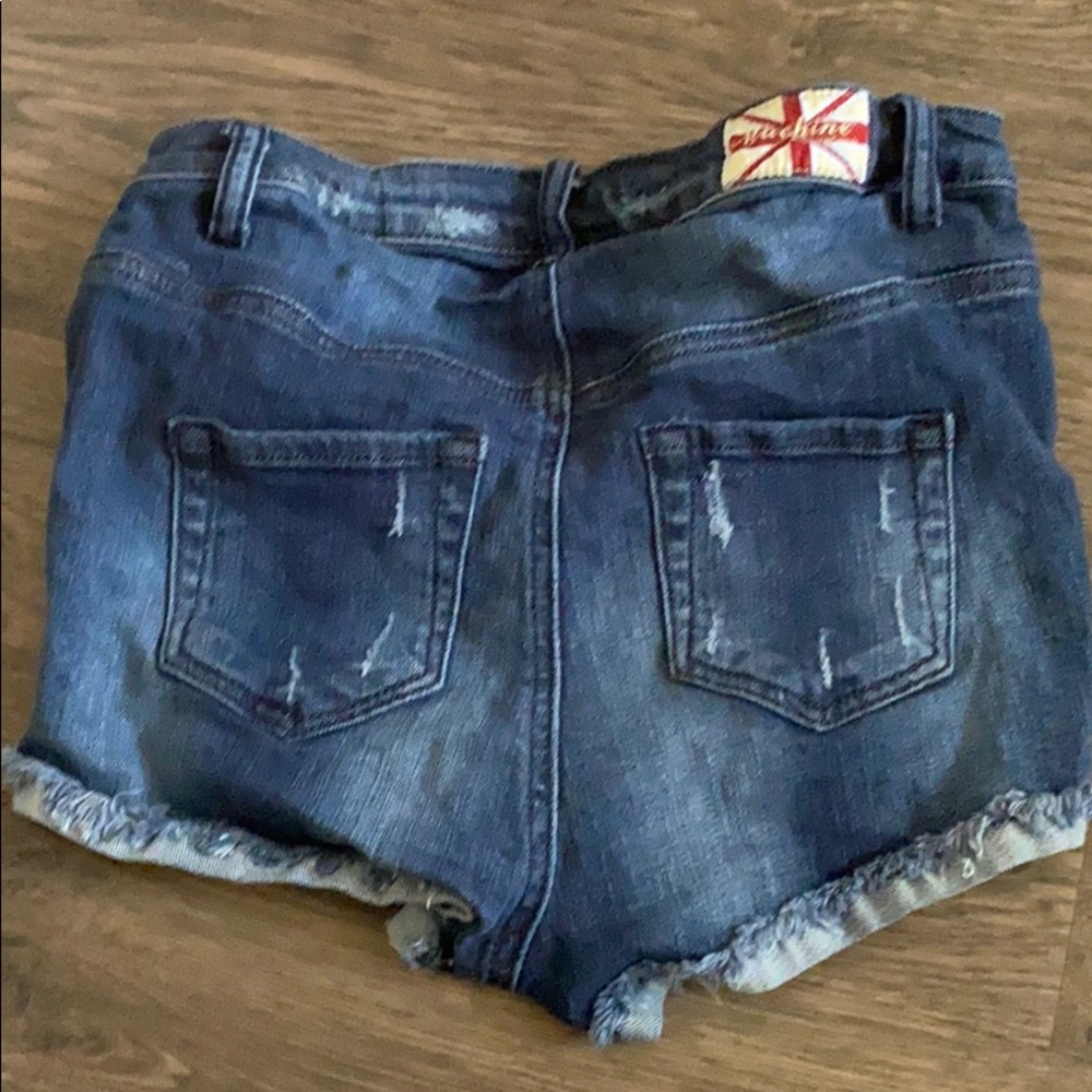 Shorts - Picture 2 of 2